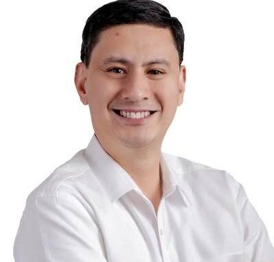 images (21) Lorenz Defensor Biography